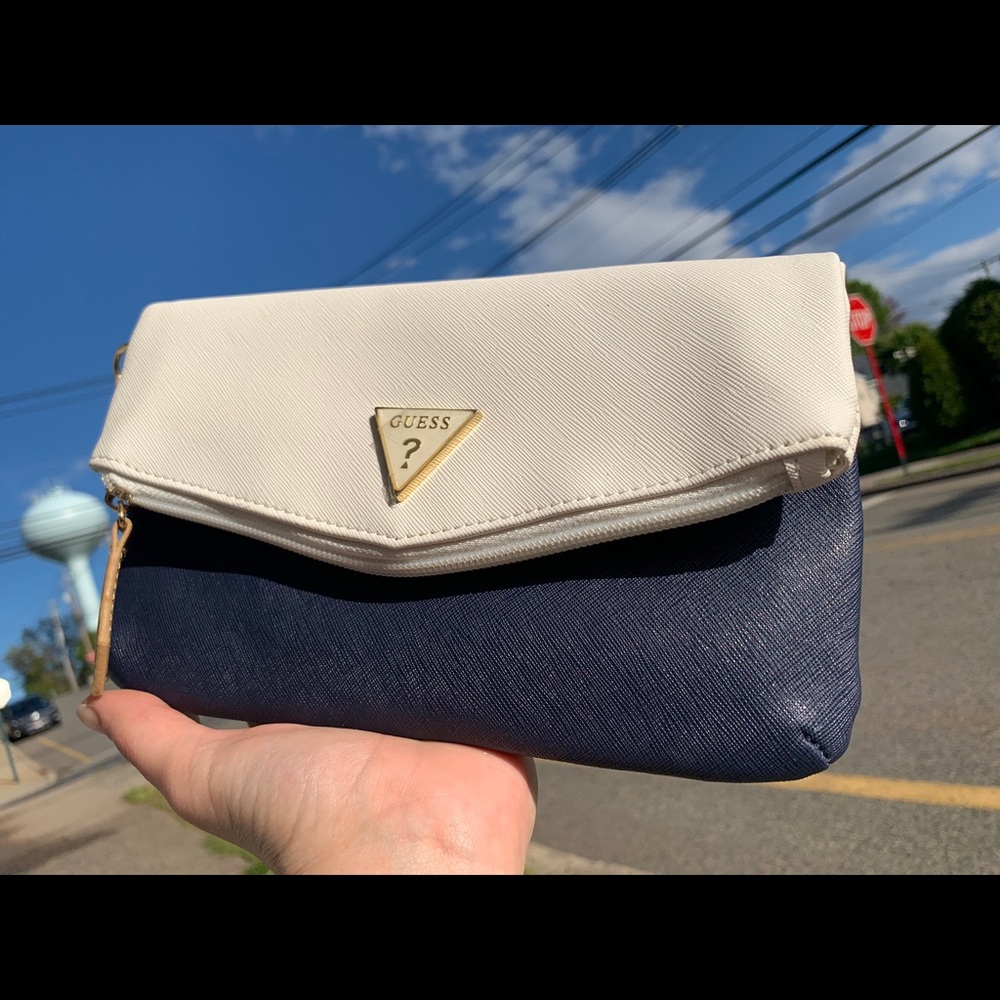 GUESS purse